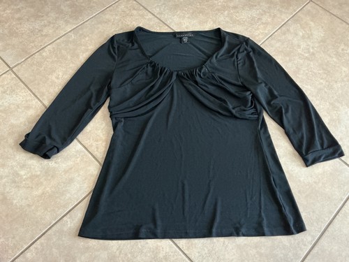 Attention women large - attention, top